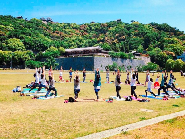 お外YOGA@城山公園 お外YOGA@城山公園