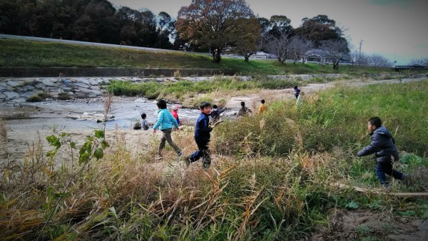 立岩川プレーパーク 立岩川プレーパーク