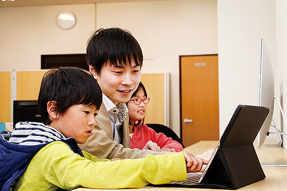 前学年の総復習や次学年の予習に 前学年の総復習や次学年の予習に