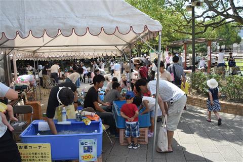 おでかけ児童館「ちびっ子のまうま祭」(今治市枝堀・本町児童館) おでかけ児童館「ちびっ子のまうま祭」(今治市枝堀・本町児童館)