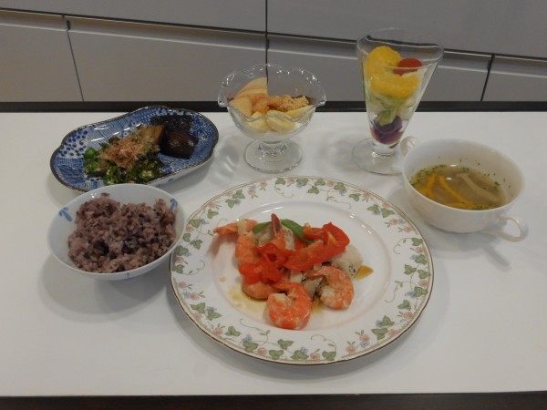 11月の講師料理講座「学んで美味しく健康料理~貧血予防食~」inヨンデンプラザ松山 11月の講師料理講座「学んで美味しく健康料理~貧血予防食~」inヨンデンプラザ松山
