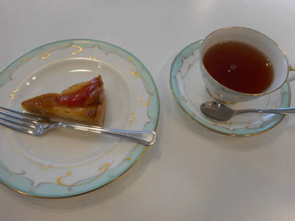1月の講師カルチャー講座「癒しのティータイム ~紅茶を美味しく淹れましょう~」inヨンデンプラザ松山 1月の講師カルチャー講座「癒しのティータイム ~紅茶を美味しく淹れましょう~」inヨンデンプラザ松山
