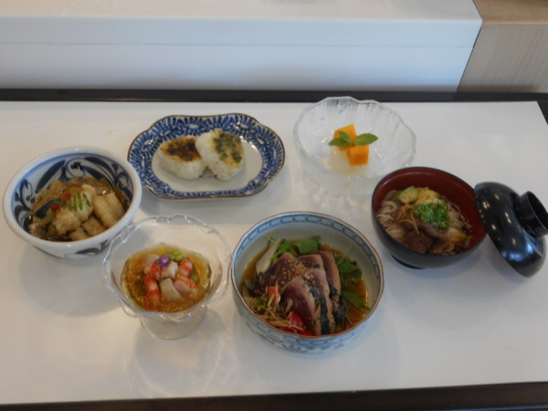 1月の講師料理講座「旬の魚で美味しい和食」inヨンデンプラザ松山