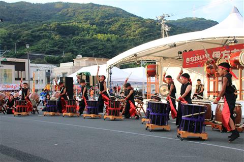 きなはいや伊方まつり