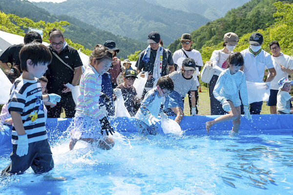 てらの・金砂湖湖畔広場 夏の感謝祭