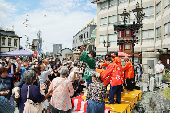 肱川イベント松山広場