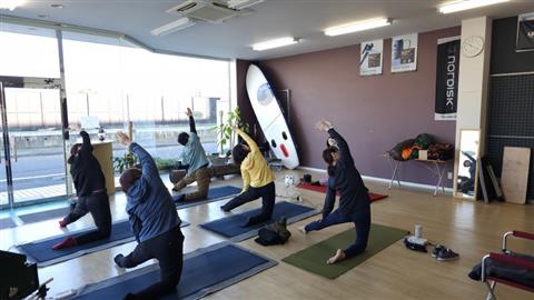 楽しく鍛えて山登りが楽になるヨガトレ教室