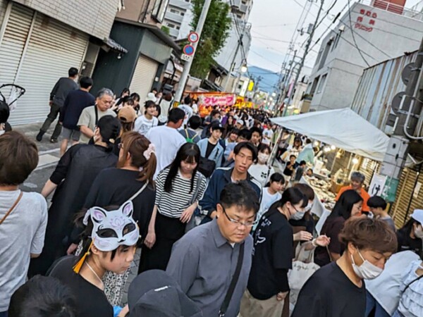 伊予市ふれあい土曜夜市