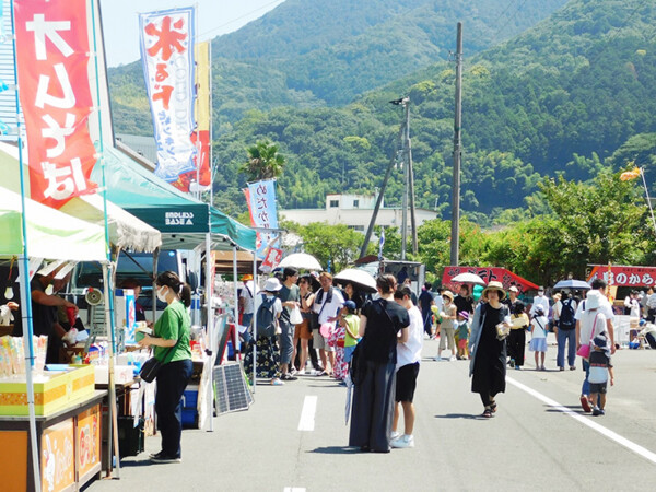 奥地の海のかーにばる