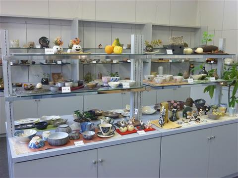 有楽陶芸倶楽部生徒作品展
