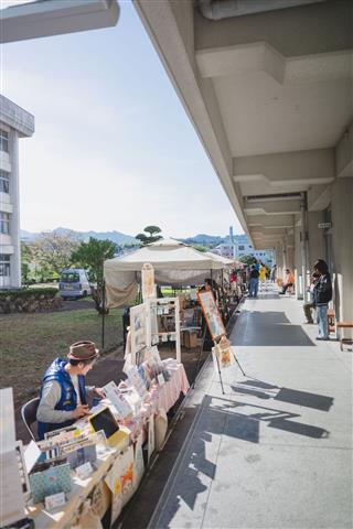 愛媛県立松山南高等学校砥部分校 令和7年度文化祭「Vivid 色鮮やかな一瞬を」