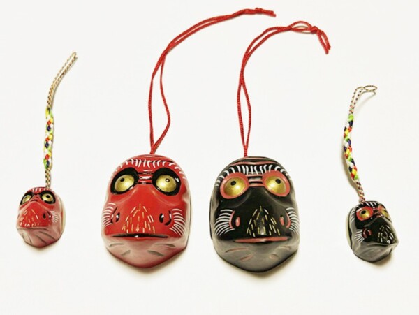 (破魔鬼-はまき/大1,000円、小800円) 伊曽乃神社 初詣